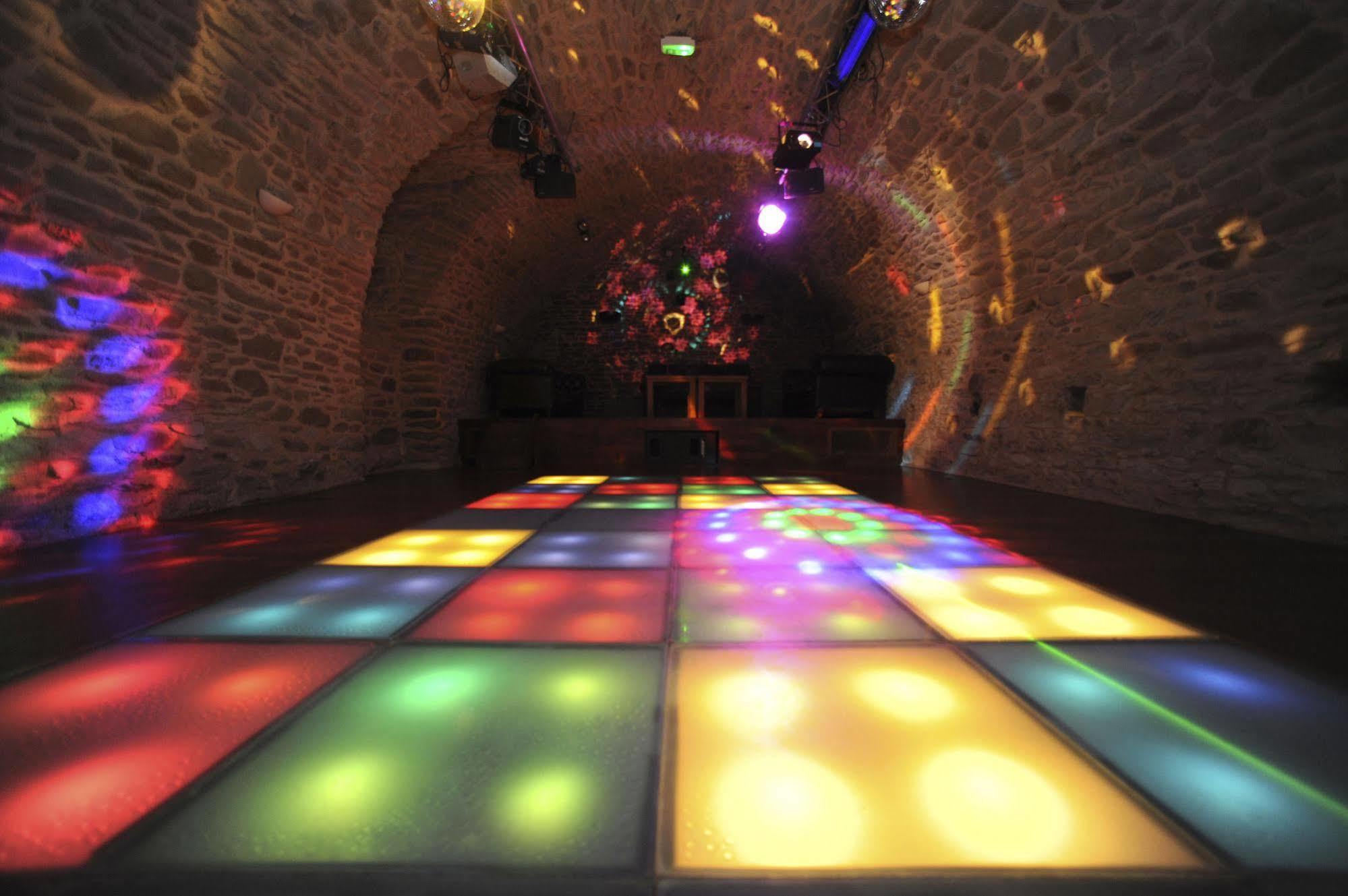 Chateau De Canisy Bagian luar foto