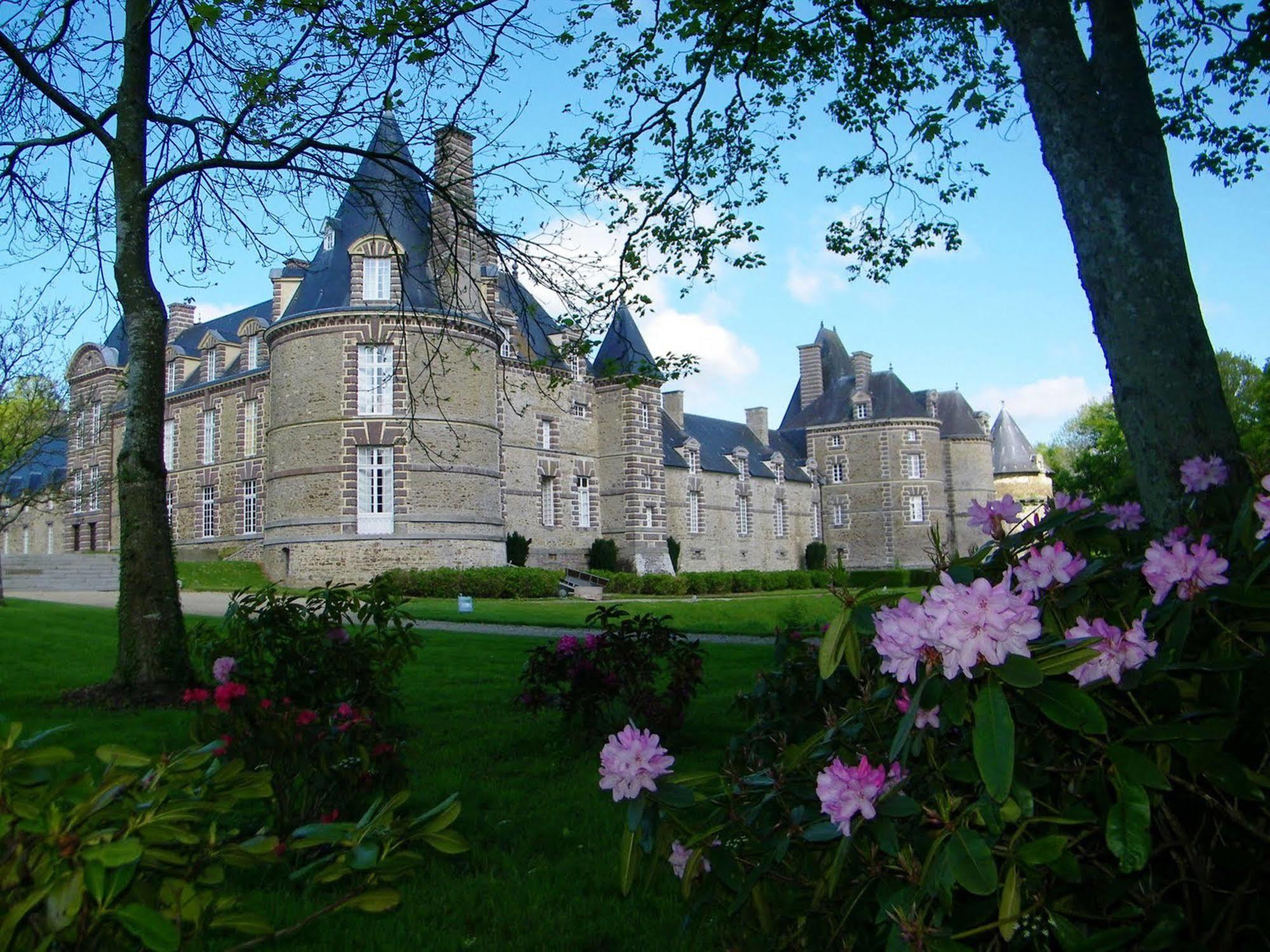 Chateau De Canisy Bagian luar foto